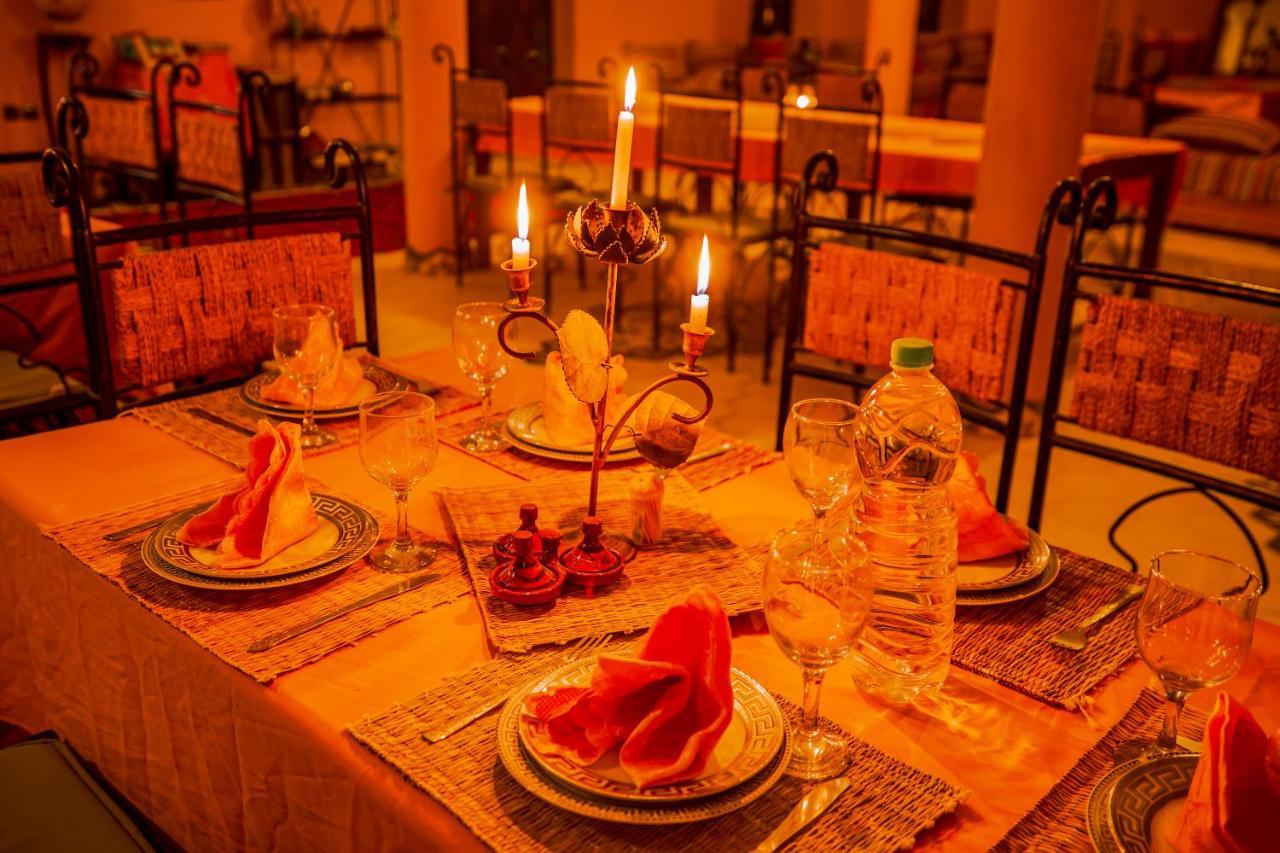 Takojt Hotel Merzouga Buitenkant foto