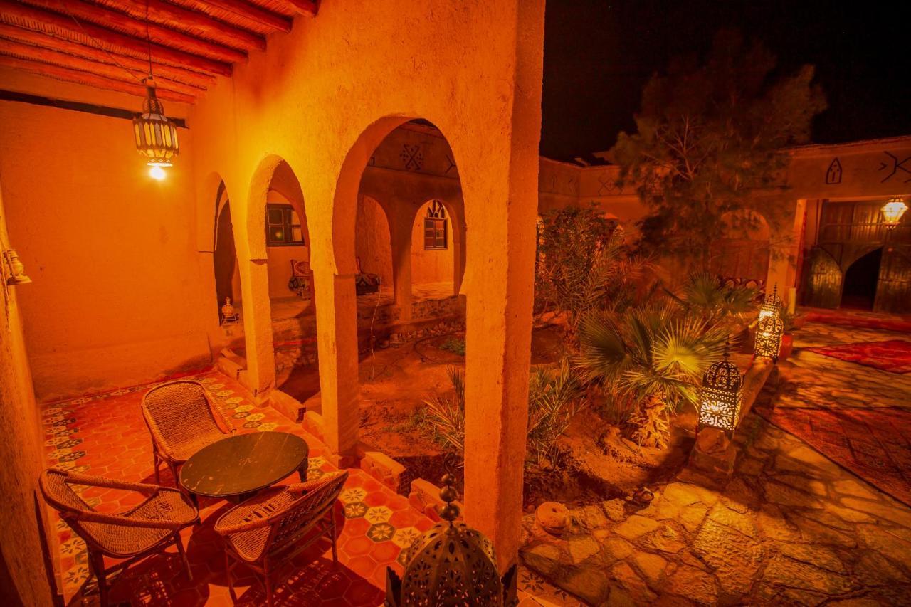 Takojt Hotel Merzouga Buitenkant foto